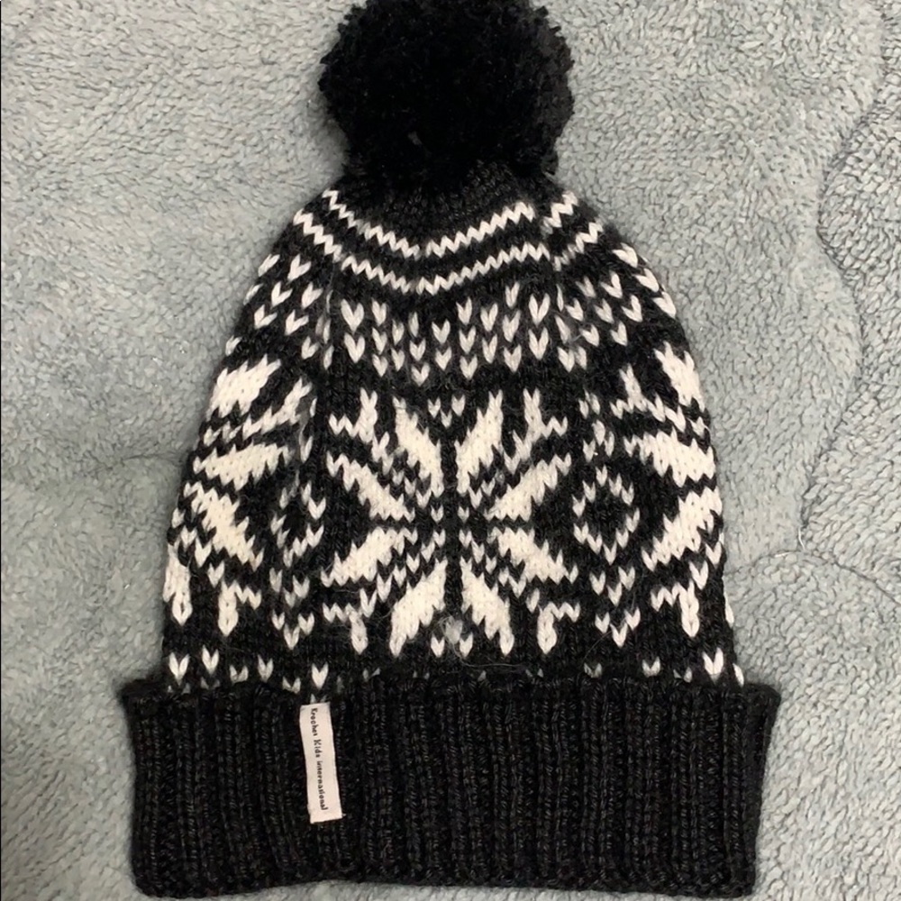 Krochet Kids toque